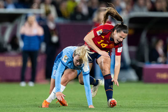 Laia Codina of Spain and Lauren Hemp of England