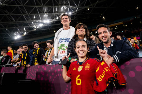 Aitana Bonmati of Spain celebrates