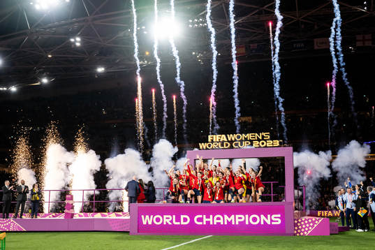 Players of Spain celebate with the trophy