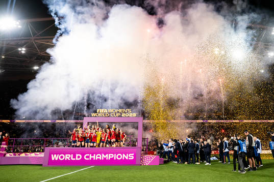 Players of Spain celebate with the trophy