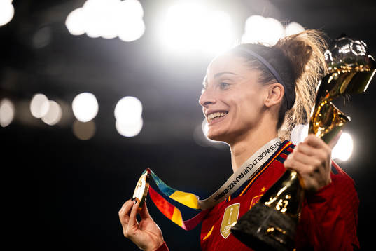 Esther Gonzalez of Spain celebates with the trophy