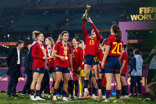 Eva Navarro of Spain celebrates with the trophy