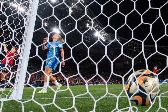 Rachel Daly of England looks dejected