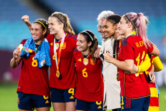 Mariona Caldentey, Irene Paredes, Aitana Bonmati, Salma