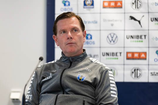 Sirius tränare Christer Mattiasson  på presskonferensen