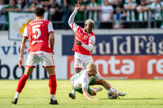 Kalmars Nahom Girmai Netabay och Hammarbys Simon Strand