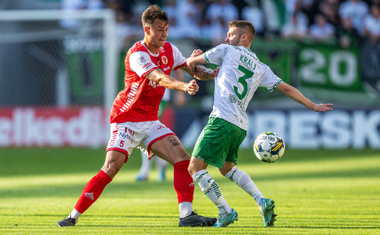 Kalmars Melker Hallberg och Hammarbys Anton Kralj