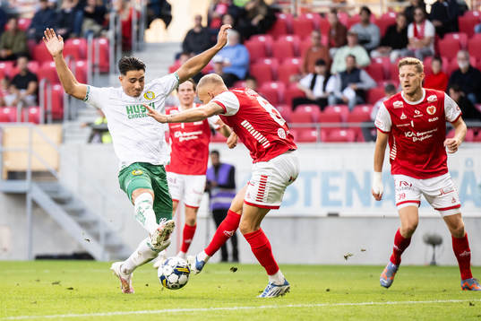 Hammarbys Jusef Erabi och Kalmars Rasmus Sjöstedt