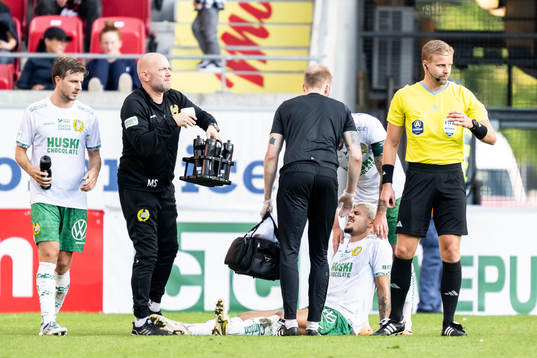 Hammarbys Edvin Kurtulus utgår skadad