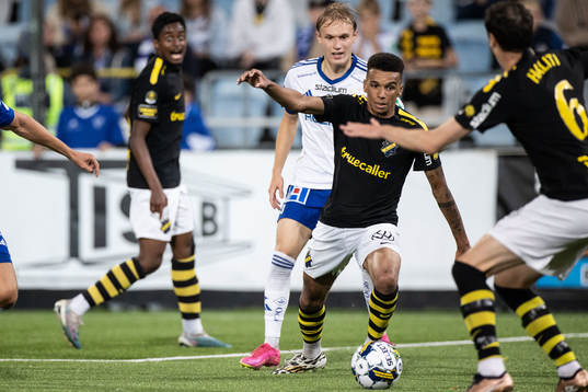 IFK Norrköpings Marcus Baggesen och AIKs Rui Modesto