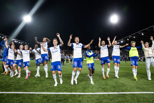 IFK Norrköpings spelare jublar