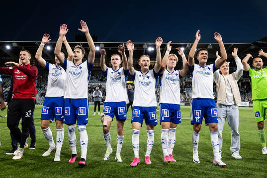 IFK Norrköpings spelare jublar