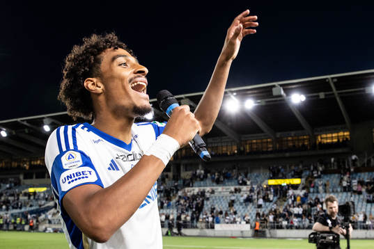 IFK Norrköpings Jesper Ceesay jublar