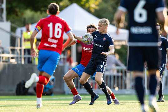 FC Rosengårds Gustaf Backaliden och Helsingborgs Wilhelm