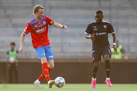 Helsingborgs Rasmus Jönsson och FC Rosengårds Filston