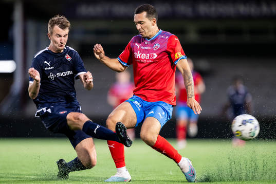 FC Rosengårds Isak Olsson och Helsingborgs Lucas Lima