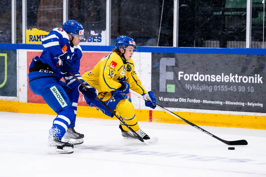 Peter Repcik of Slovakia and Liam Engström of Sweden