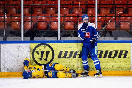 Freddie Larsson of Sweden in pain