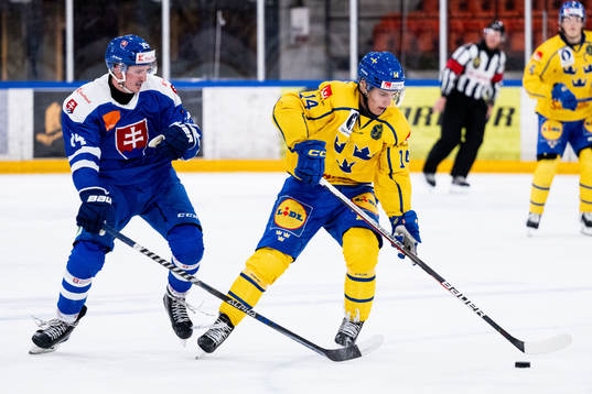 Lucas Jendek of Slovakia and Erik Påhlsson of Sweden