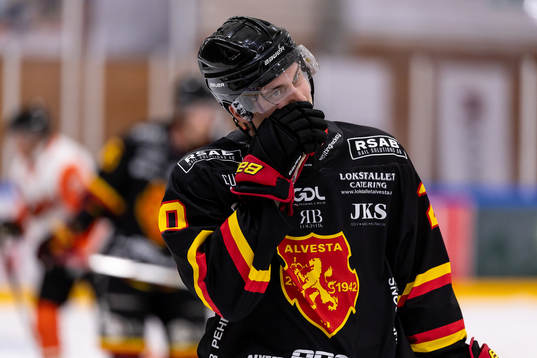 Alvestas Jonathan Tellström deppar