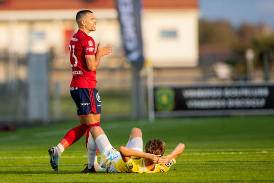 Östers Vladimir Rodic och Falkenbergs Melker Larsson