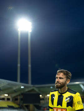 Simon Sandberg of Häcken looks dejected