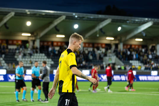 Samuel Gustafson of Häcken looks dejected