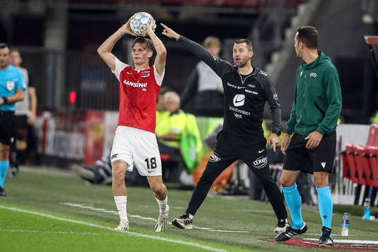 Bläddra bland fler bilder av Fotboll, Europa Conference League, Play-off, AZ Alkmaar - Brann