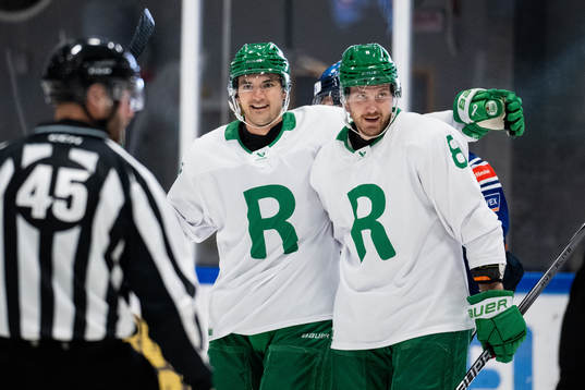 Bläddra bland fler bilder av Ishockey, Träningsmatch, Rögle - Växjö