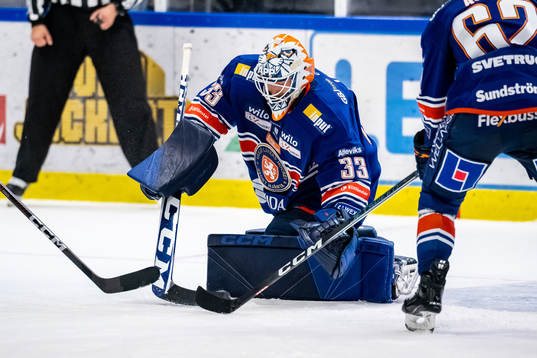 Växjös målvakt Emil Larmi