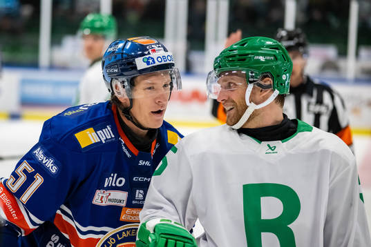 Växjös Emil Sylvegård  och Rögles Simon Ryfors