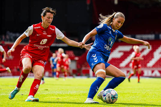 Rakel Engesvik of Brann and Maria Fink of Lyn