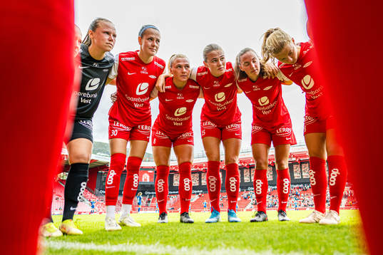 Sandra Stavenes, Joanna Tynnilä, Karoline Haugland,