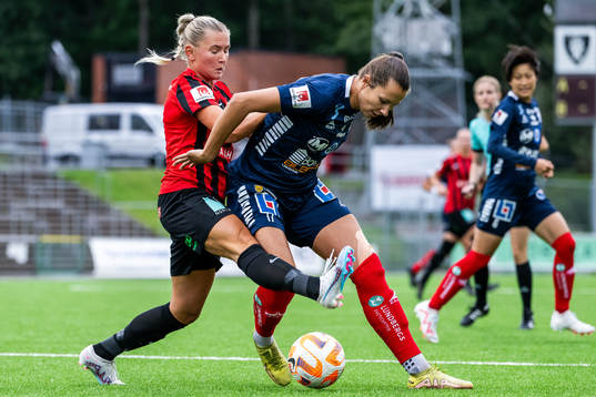 Bläddra bland fler bilder av Fotboll, Damallsvenskan, Brommapojkarna - Linköping
