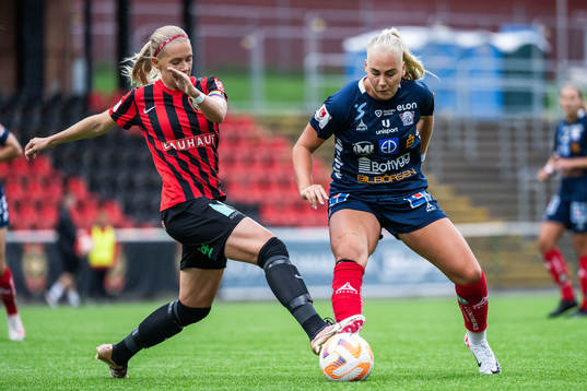 Brommapojkarnas Elsa Karlsson och Linköpings Cathinka