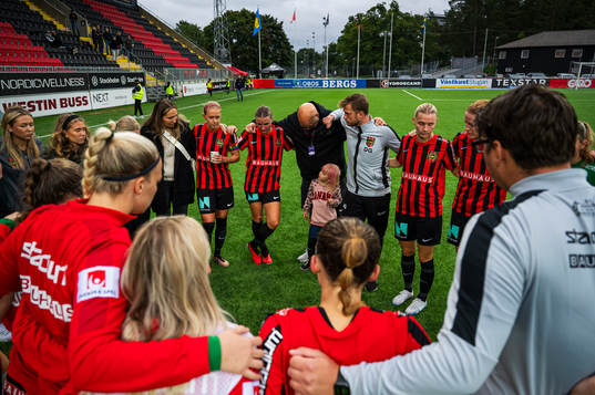 Brommapojkarnas spelare samlas