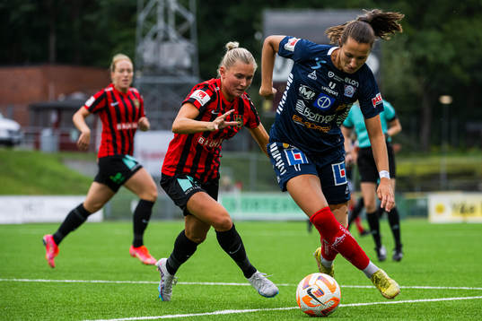 Linköpings Nellie Karlsson och Brommapojkarnas Ellen Toivio
