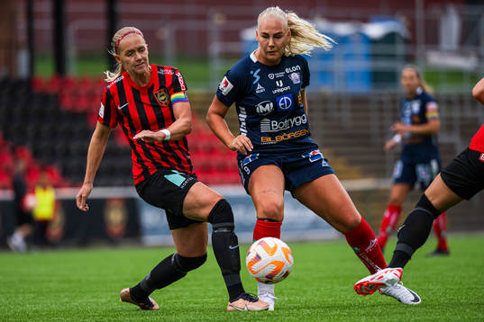 Brommapojkarnas Elsa Karlsson och Linköpings Cathinka