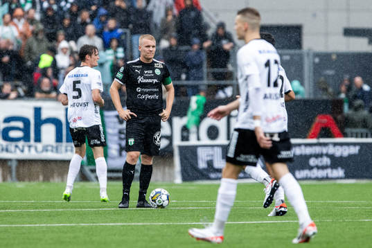 Västerås SKs Philipp Strompf deppar