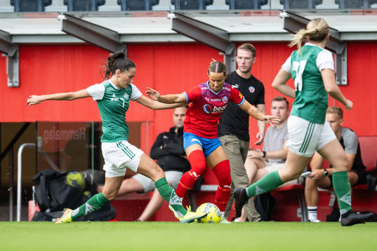 IK Zenith Ayse Kurt och Helsingborgs Sanna Nilsson