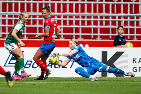 Helsingborgs målvakt Hannah Tegestål