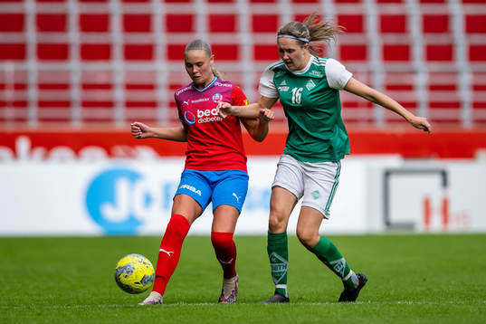 Helsingborgs Izabelle Wahlstedt  och IK Zenith Sara Aronsson