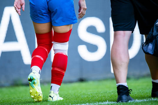 Helsingborgs Sanna Nilsson knät är lindat
