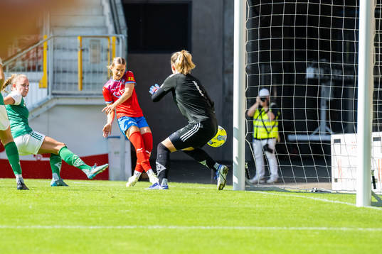 Helsingborgs Sanna Nilsson gör 1-0