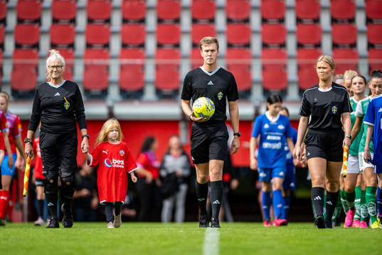 Linjedomare Marie Andersson, Domare Chistian Eborn  och