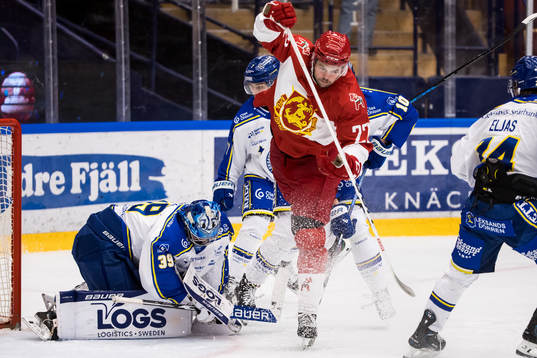 Leksands målvakt Filip Larsson och Moras Måns Carlsson