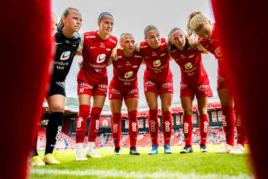 Sandra Stavenes, Joanna Tynnilä, Karoline Haugland,