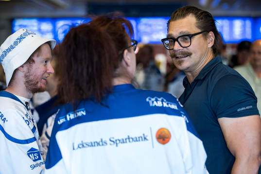 Leksands tränare Björn Hellkvist innan ishockeymatchen i
