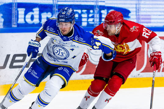 Leksands Carter Ashton och Moras Roope Laavainen