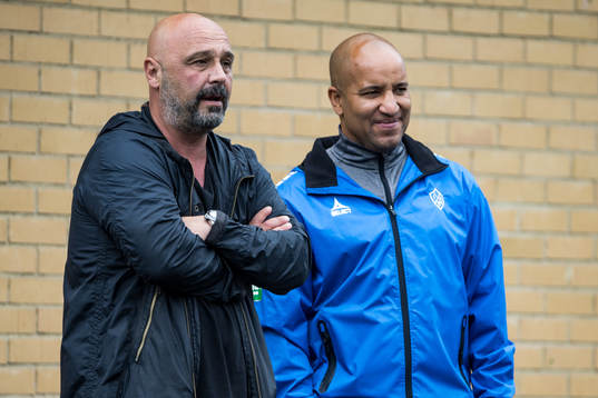 Utsiktens tränare Martin Smedberg Dalence och Brages